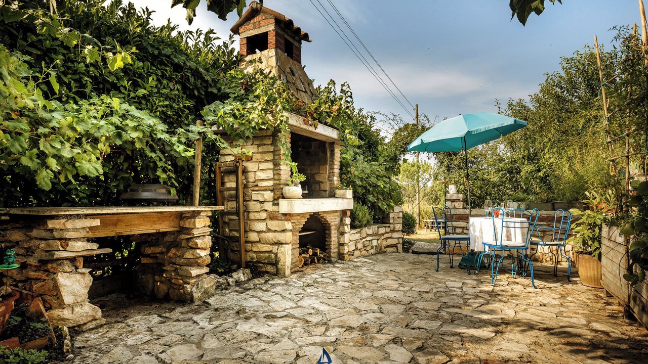 Photo of Outdoor in Vardica