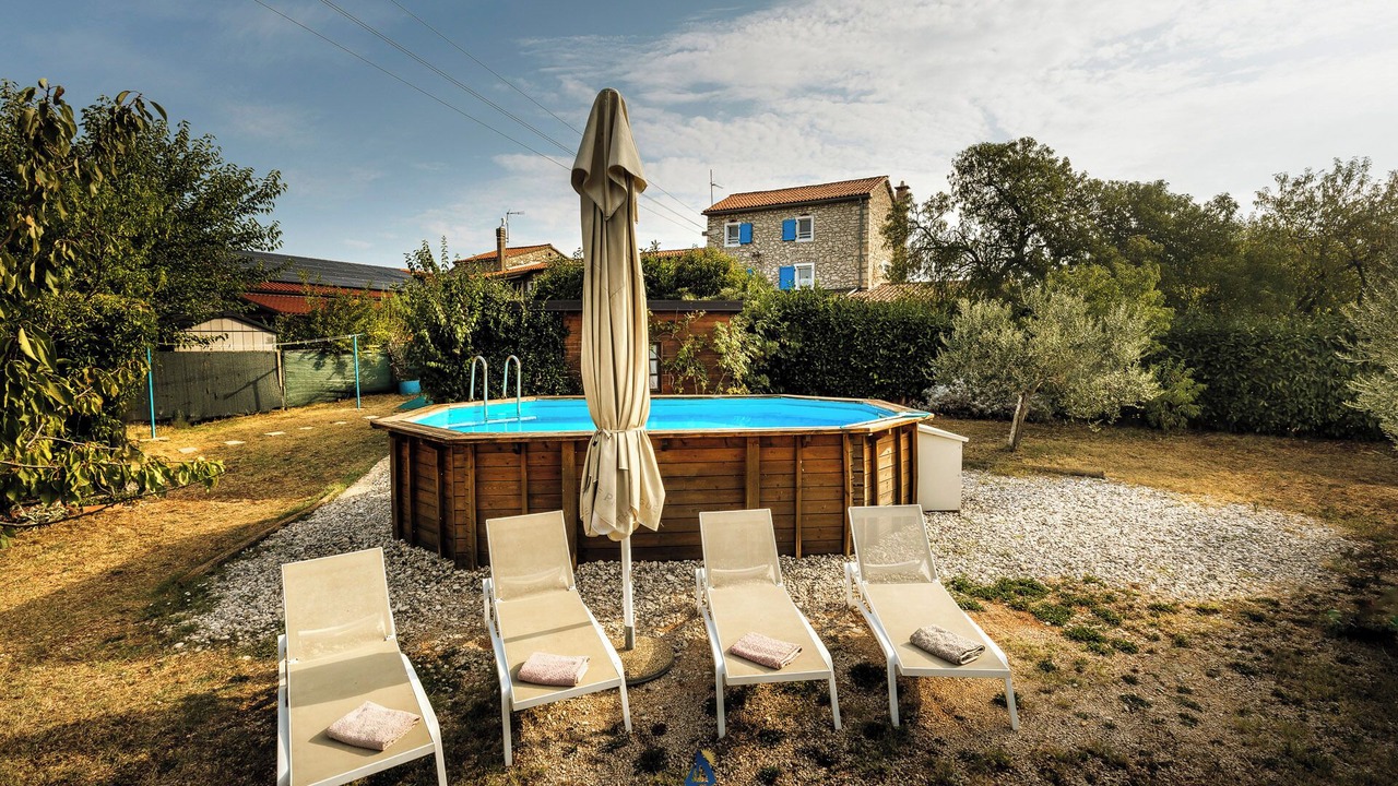 Photo of Outdoor in Vardica