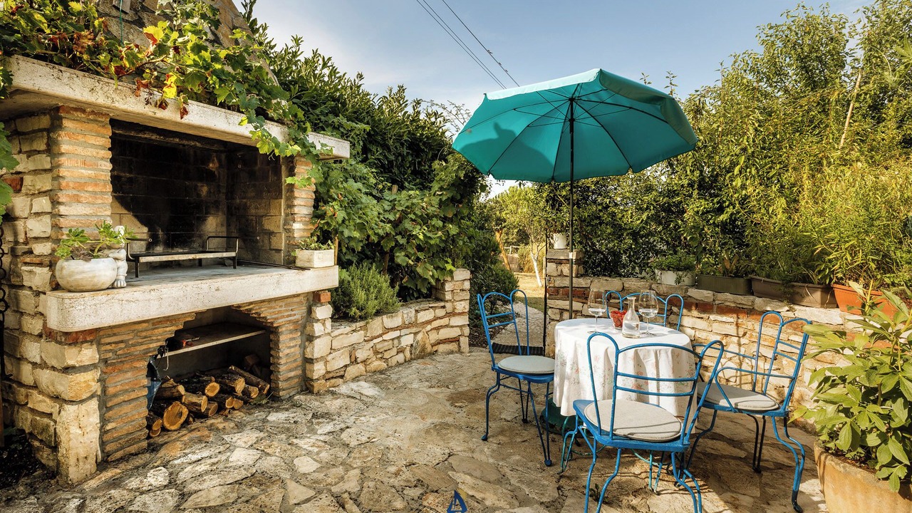 Photo of Outdoor in Vardica
