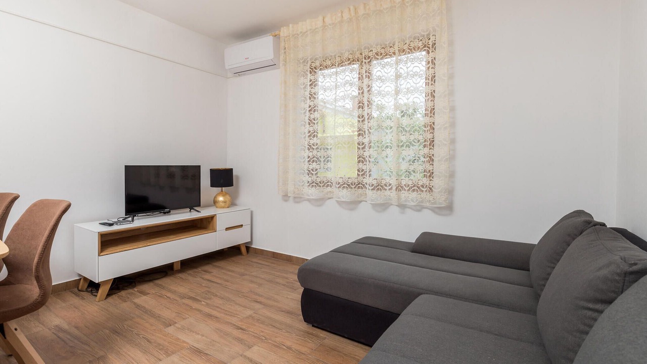 Photo of Bedroom in Cres