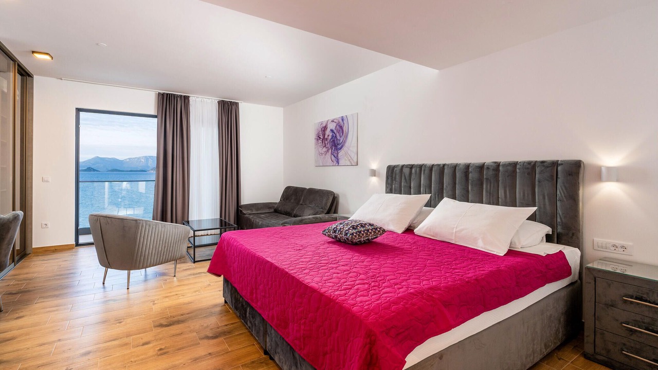 Photo of Bedroom in Sreser