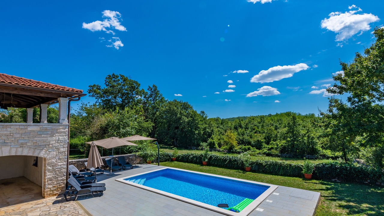 Photo of Outdoor in Munci