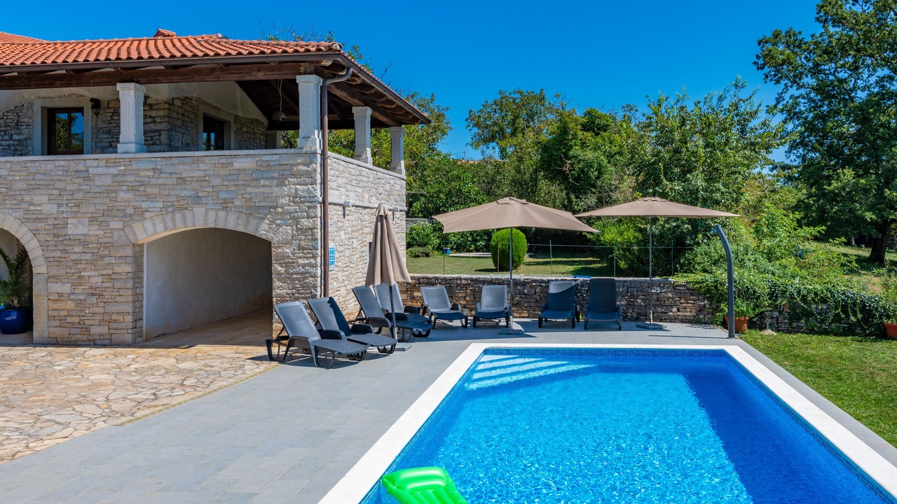 Photo of Outdoor in Munci