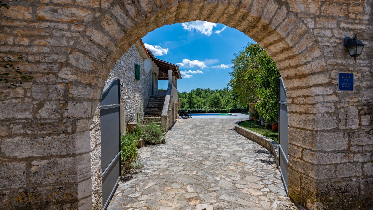 Photo of Outdoor in Munci