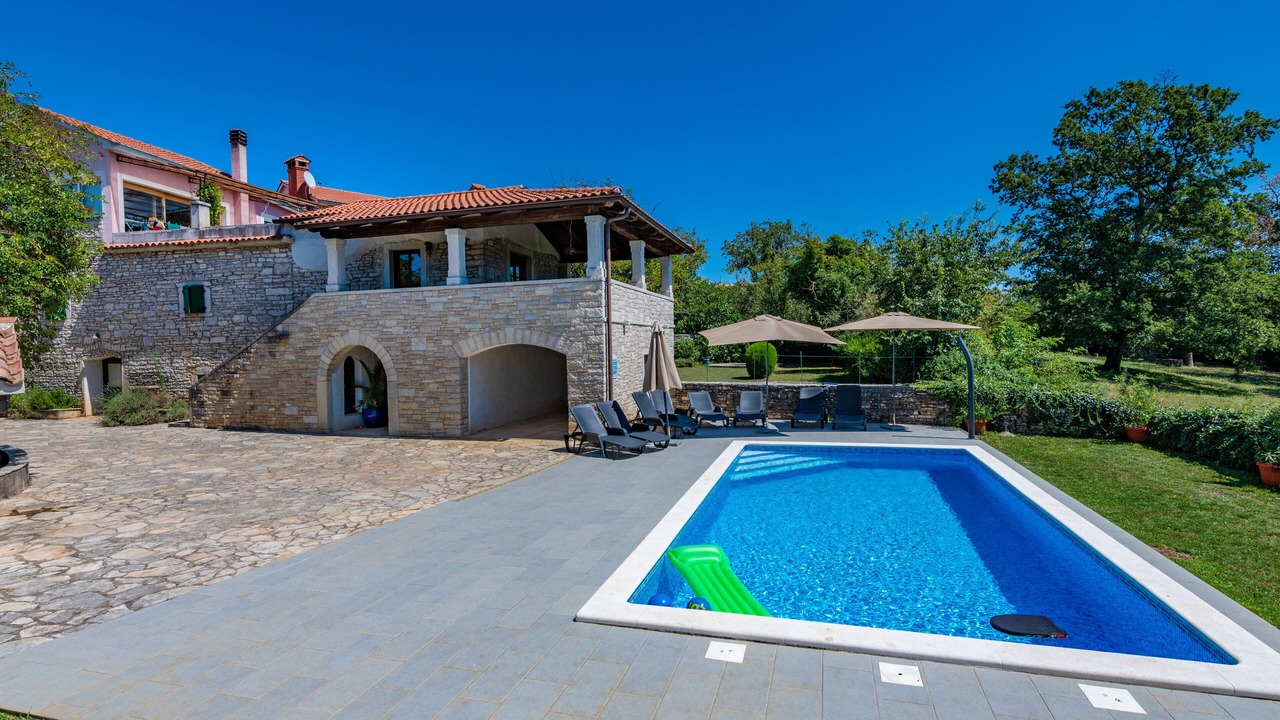 Photo of Outdoor in Munci