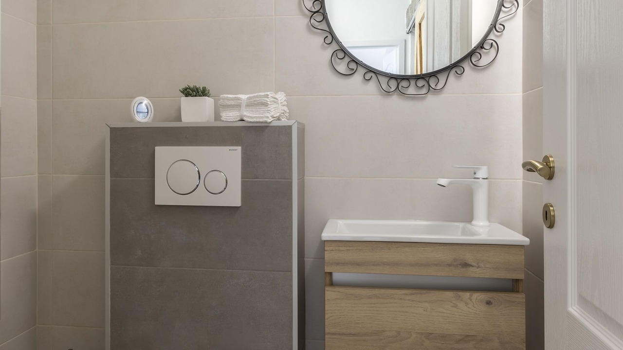 Photo of Bathroom in Tugare