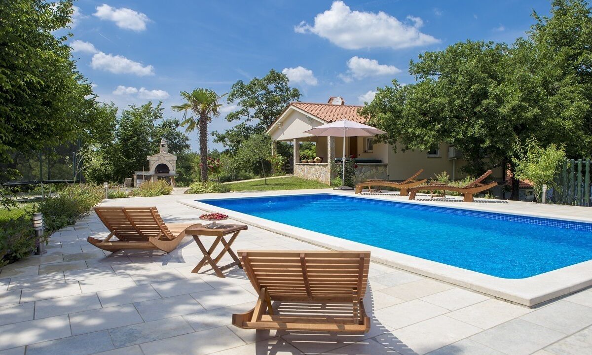 Photo of Outdoor in Zminj