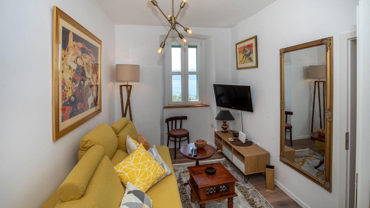 Photo of Bedroom in Blace