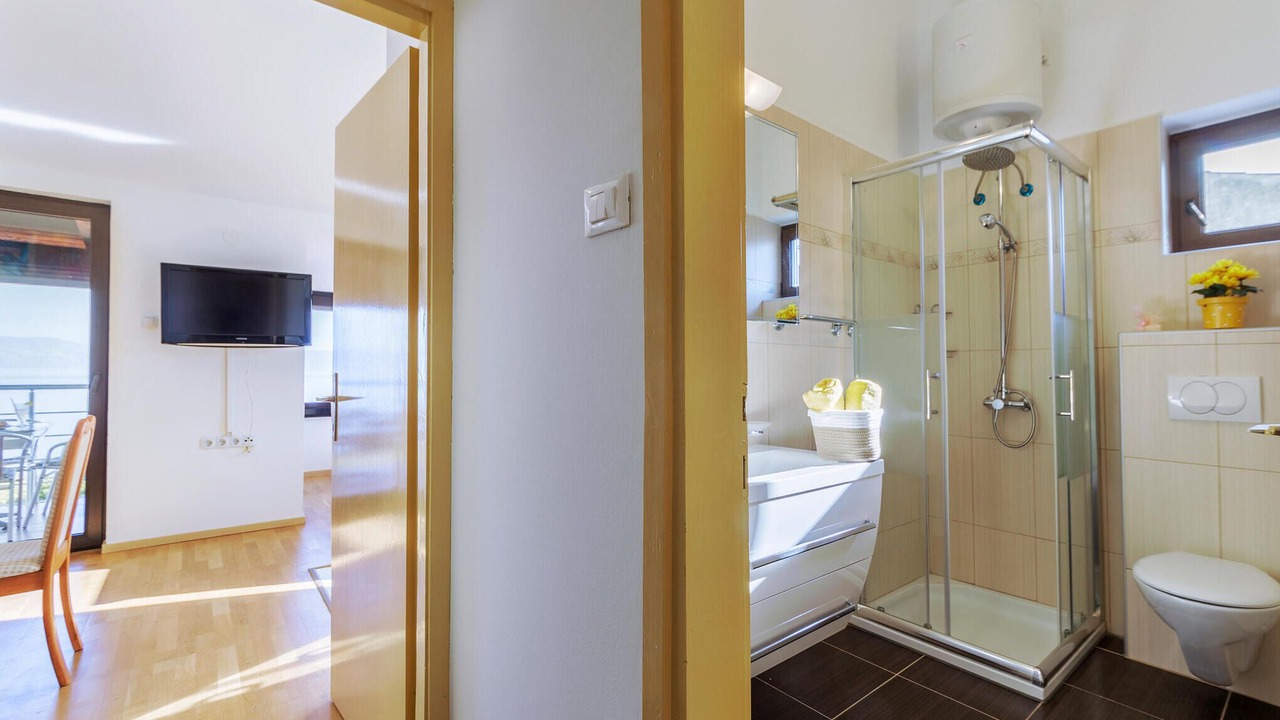 Photo of Bathroom in Ravni