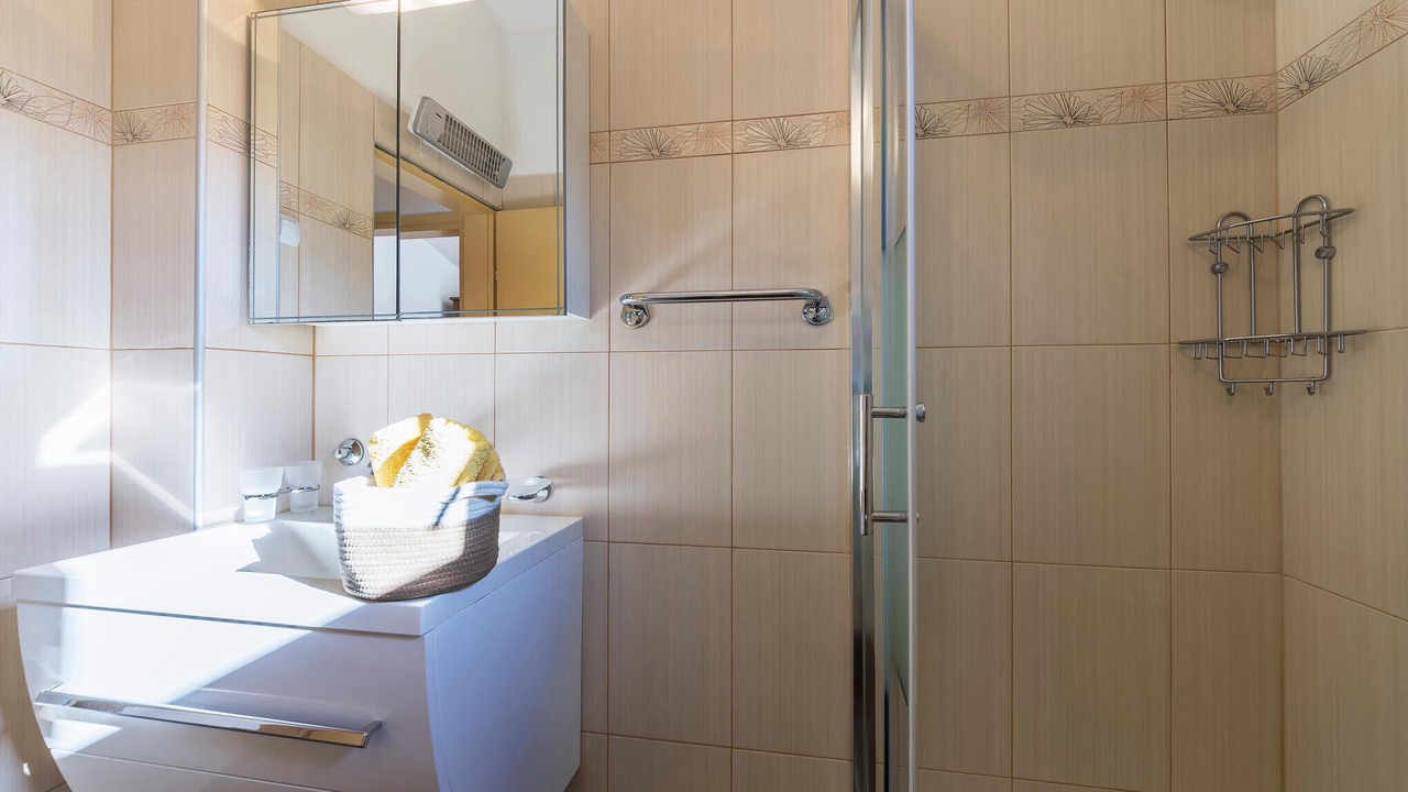 Photo of Bathroom in Ravni