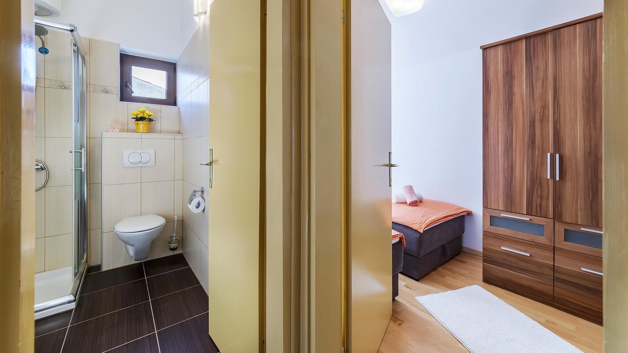 Photo of Bathroom in Ravni