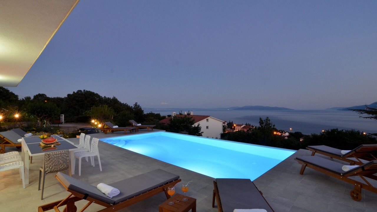 Photo of Outdoor in Rubesi