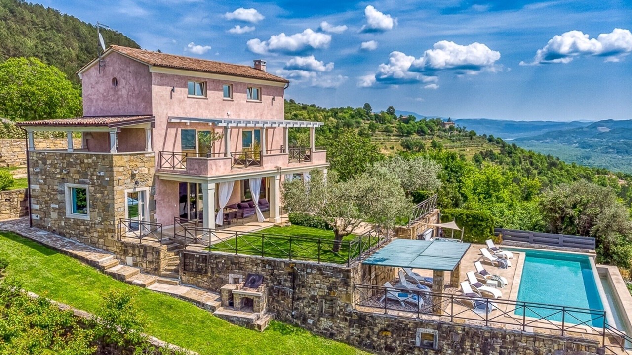 Photo of Outdoor in Golubici