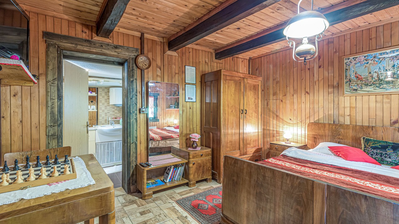 Photo of Others in Breznicki Hum