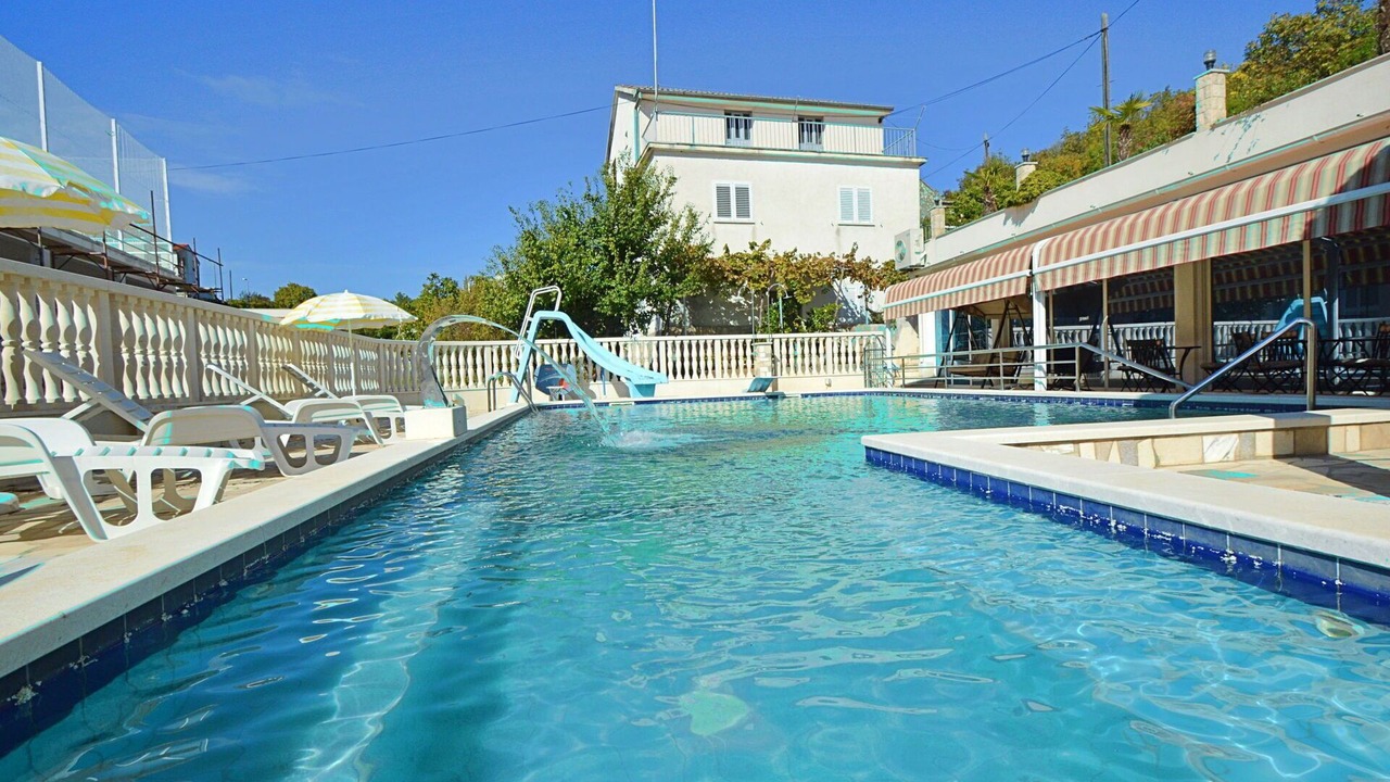 Photo of Others in Zaton