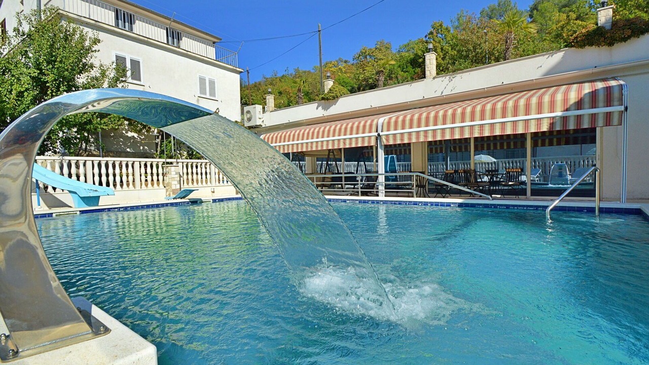 Photo of Others in Zaton