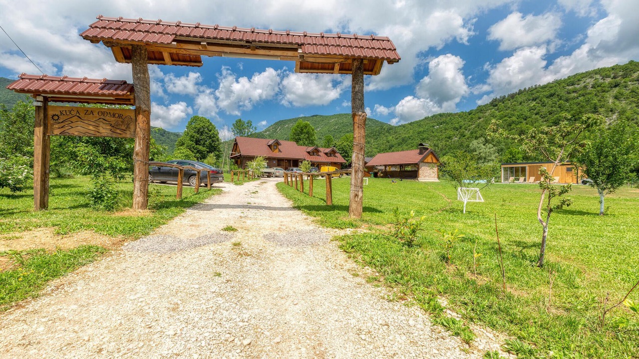 Photo of Others in Trnovac