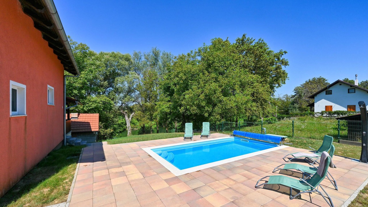 Photo of Outdoor in Krasic