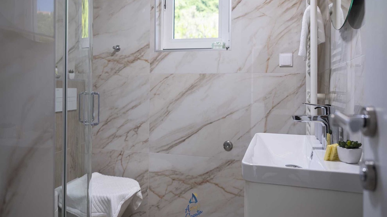Photo of Bathroom in Orasac