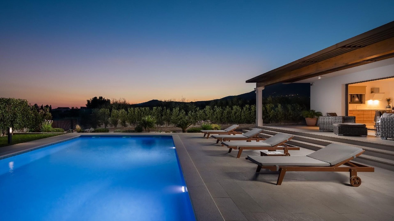 Photo of Outdoor in Rudine
