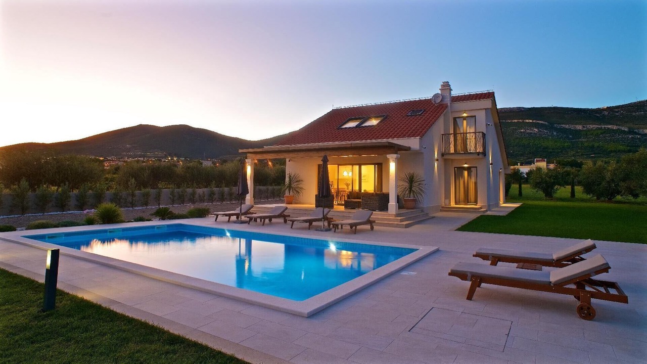 Photo of Outdoor in Rudine