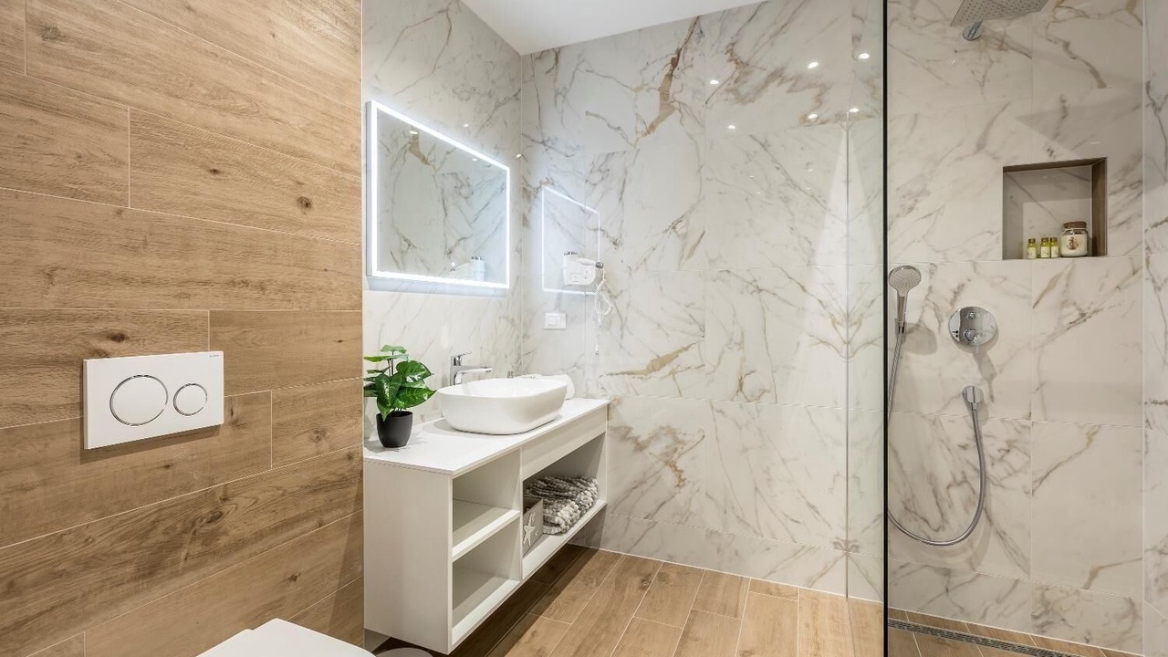 Photo of Bathroom in Marina