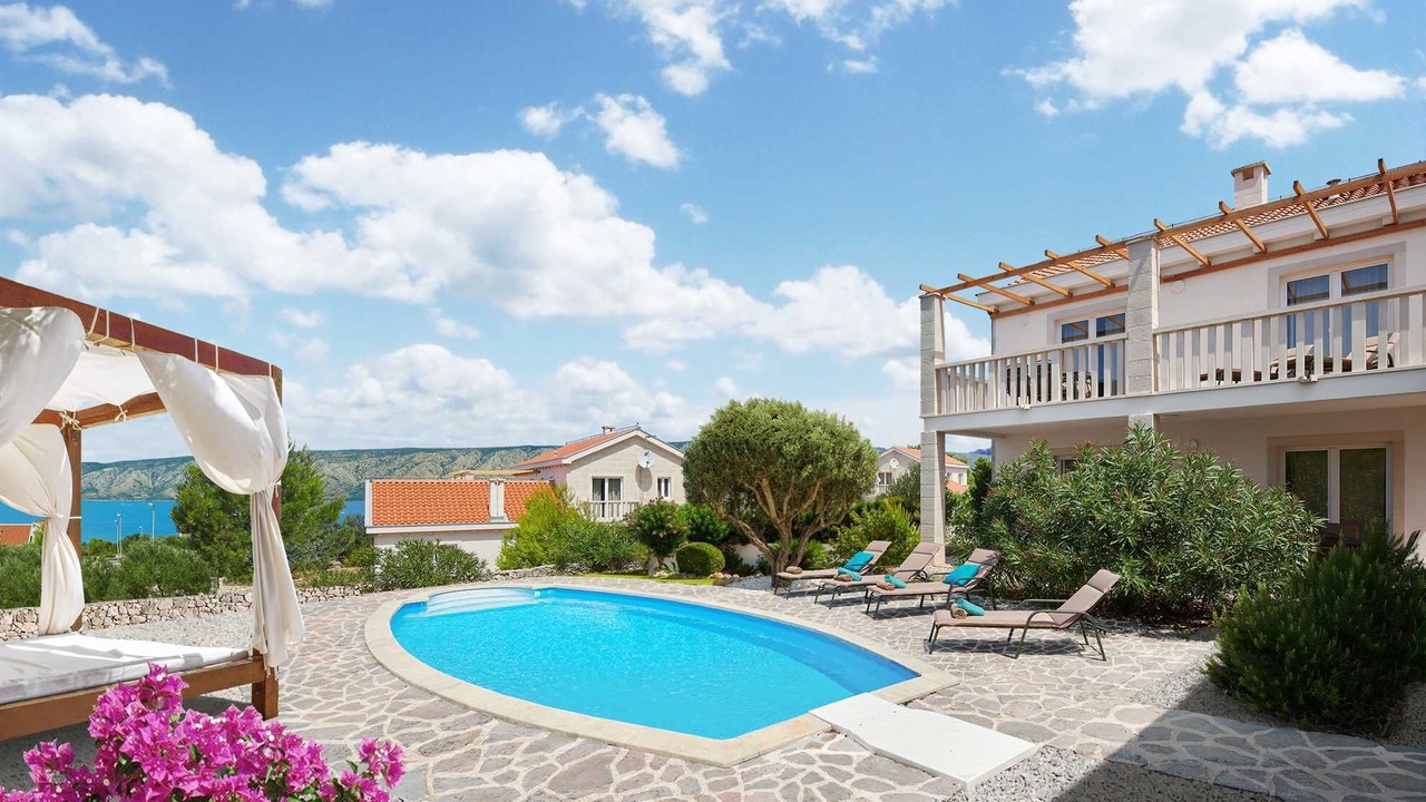 Photo of Outdoor in Rudina