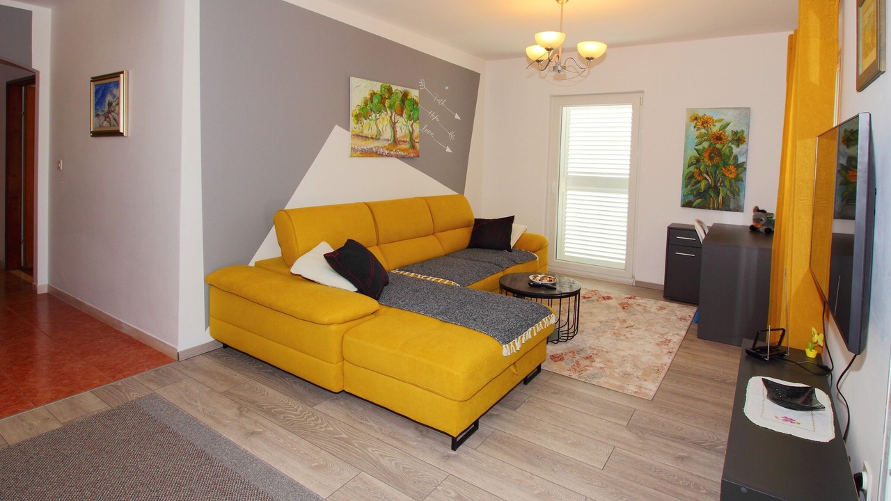 Photo of Livingroom in Cilipi