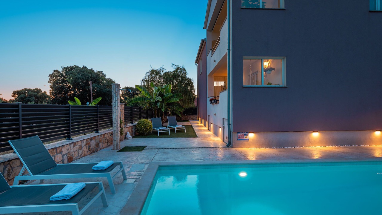 Photo of Outdoor in Oklaj