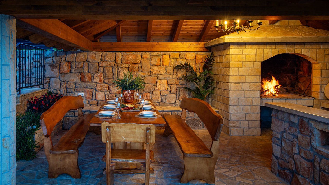 Photo of Outdoor in Oklaj