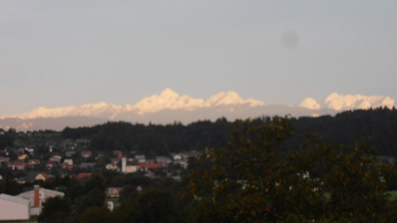 Photo of Outdoor in Krize