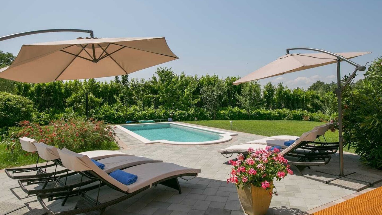 Photo of Outdoor in Rogocana