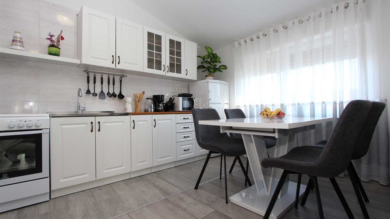 Photo of Kitchen in Banjole