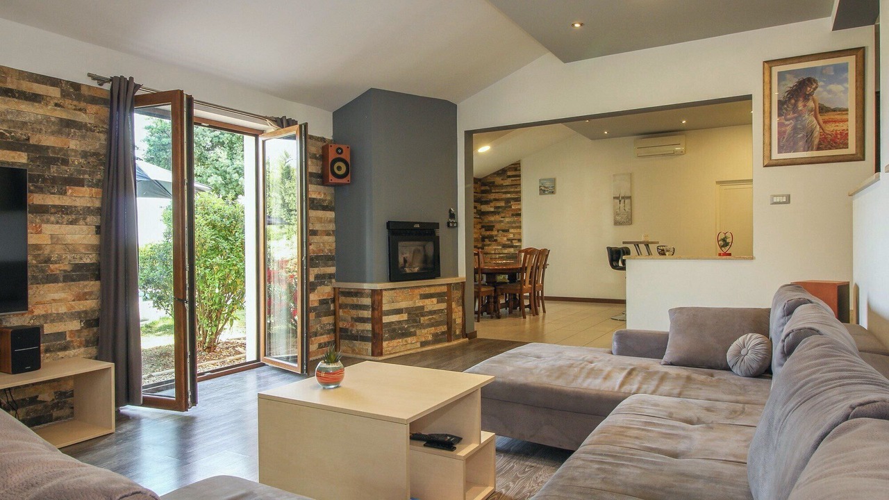 Photo of Livingroom in Kurili