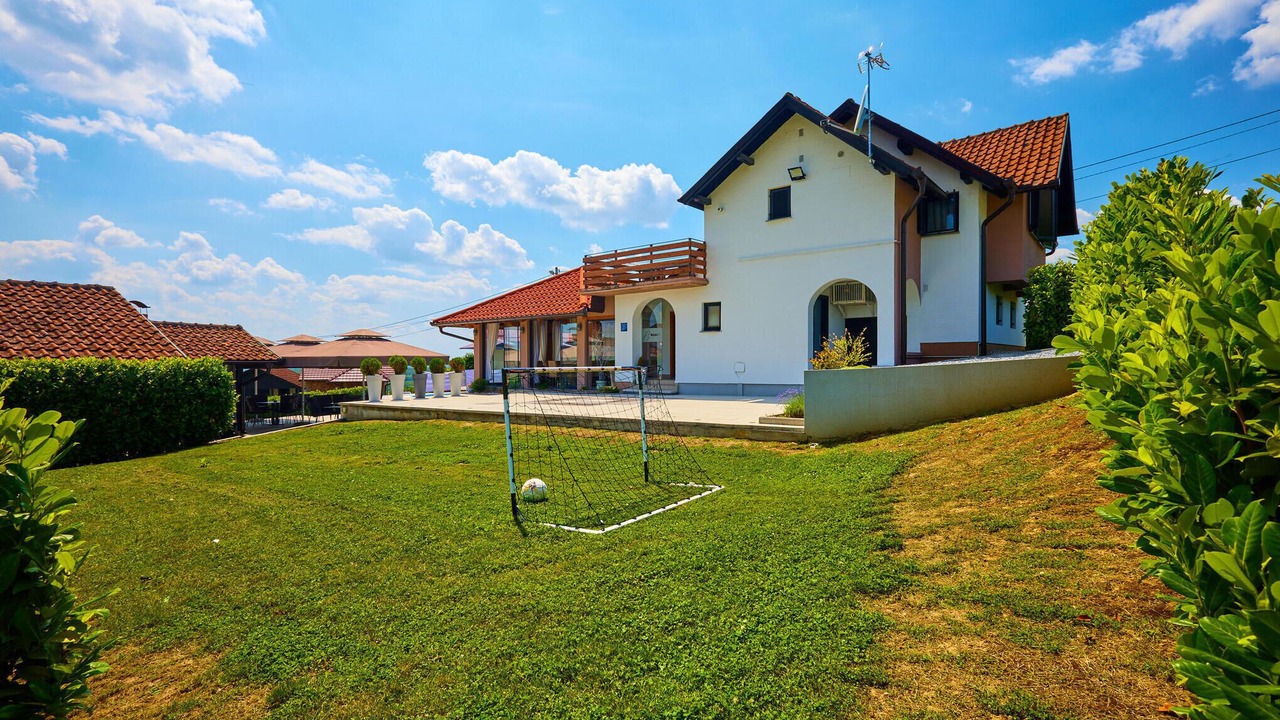 Photo of Outdoor in Popovaca