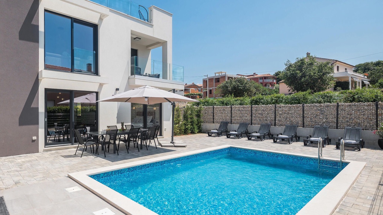 Photo of Outdoor in Zbandaj