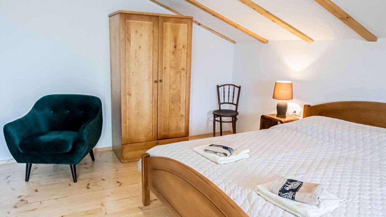 Photo of Bedroom in Cres