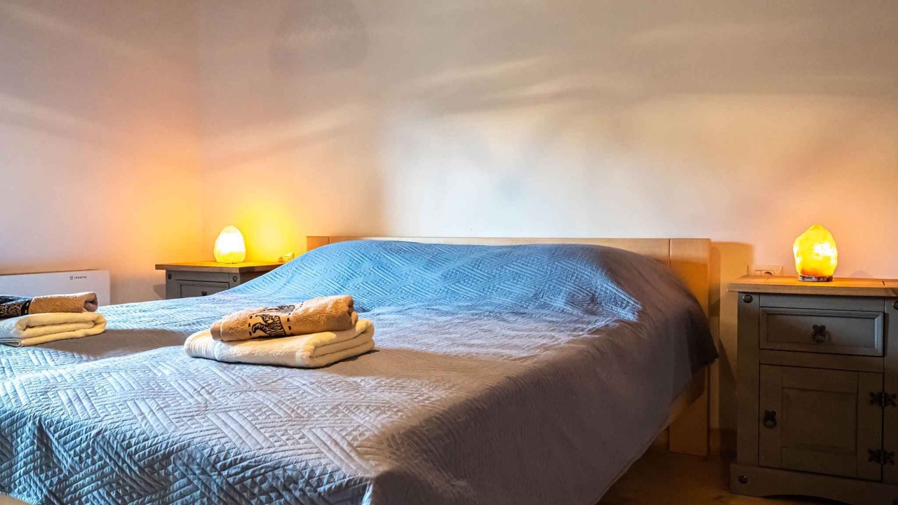 Photo of Bedroom in Cres