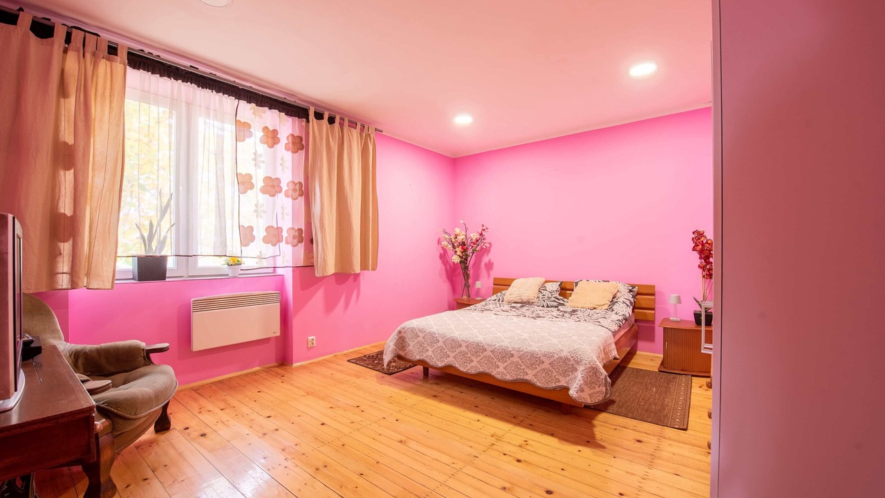 Photo of Bedroom in Caglin