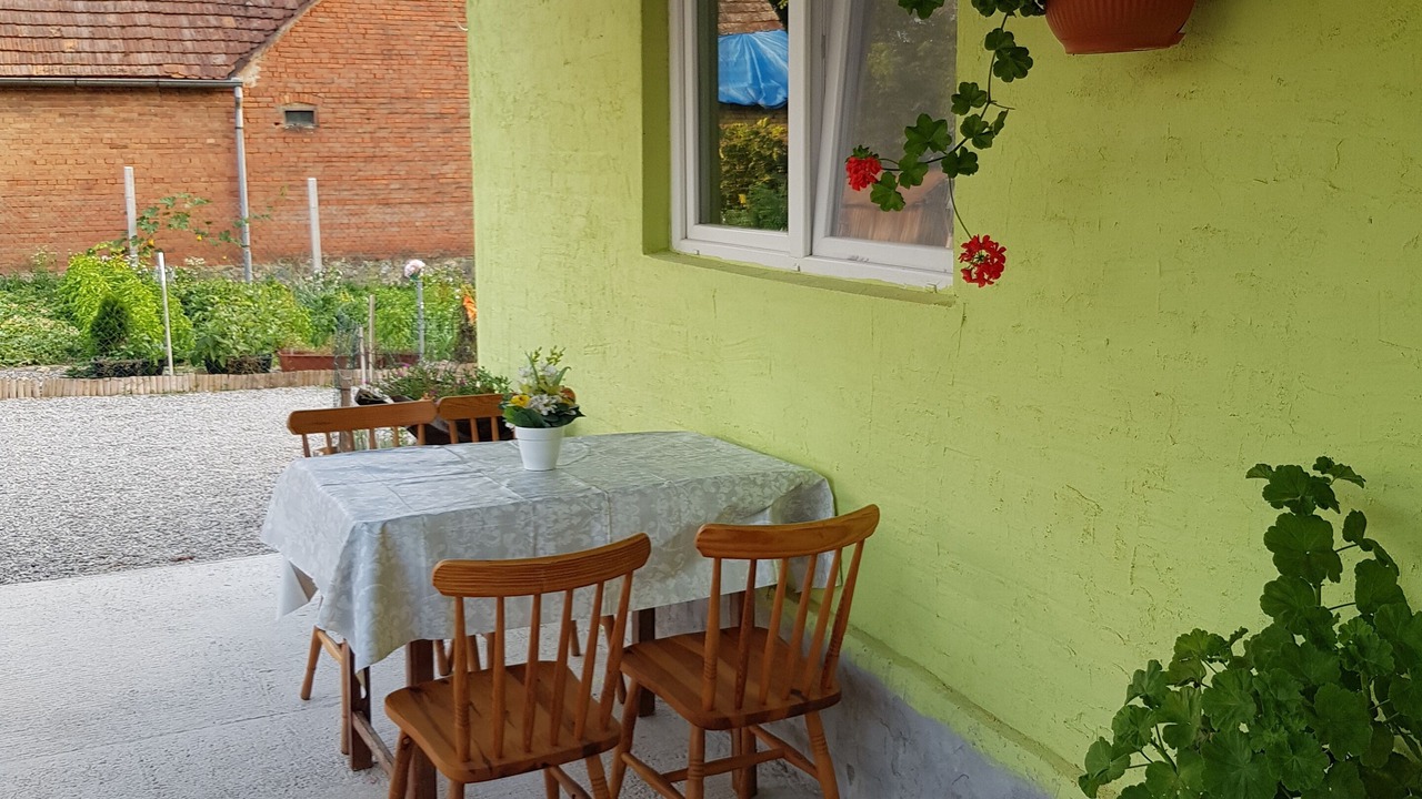 Photo of Outdoor in Caglin