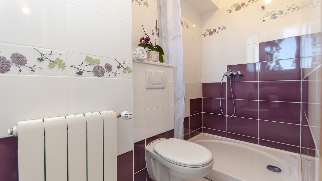 Photo of Bathroom in Slime