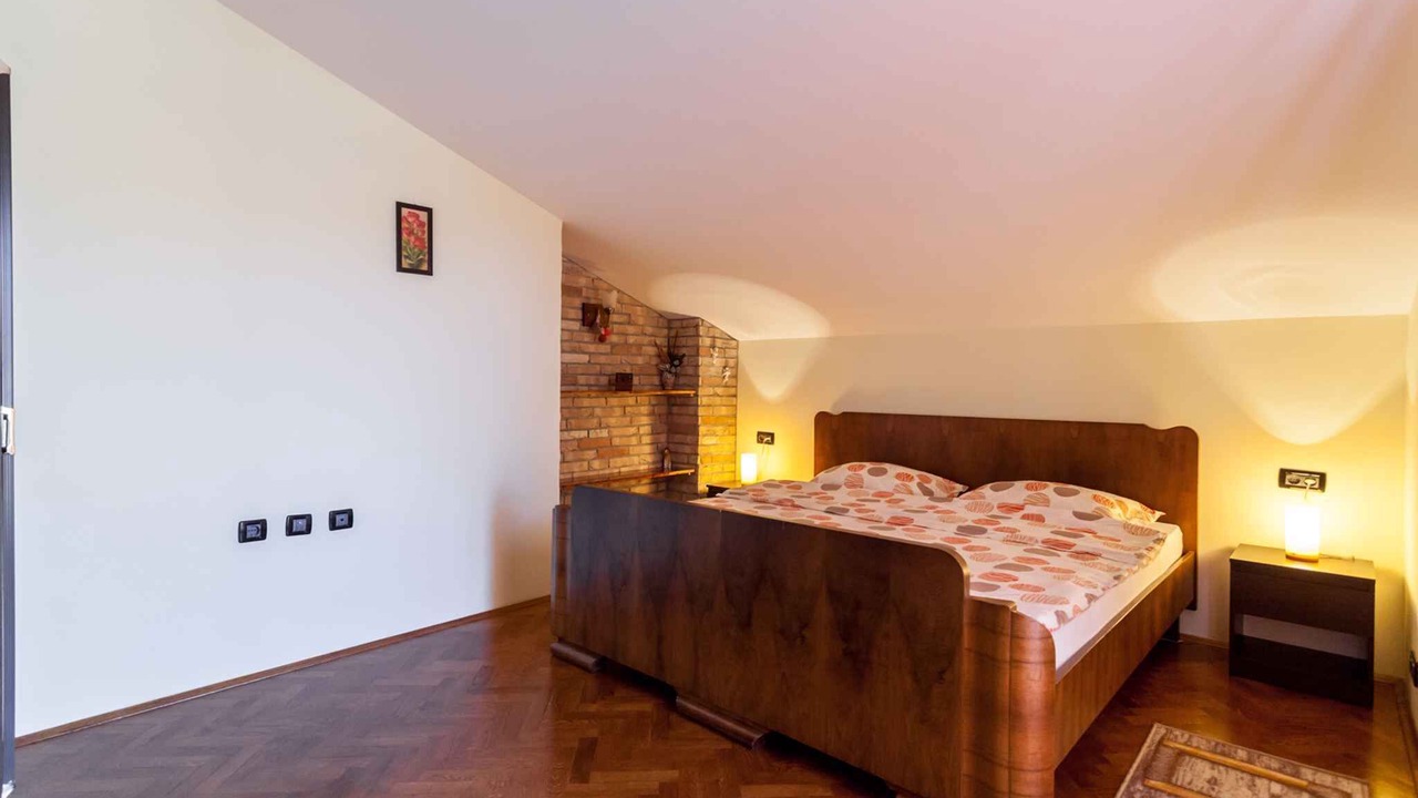 Photo of Bedroom in Porat