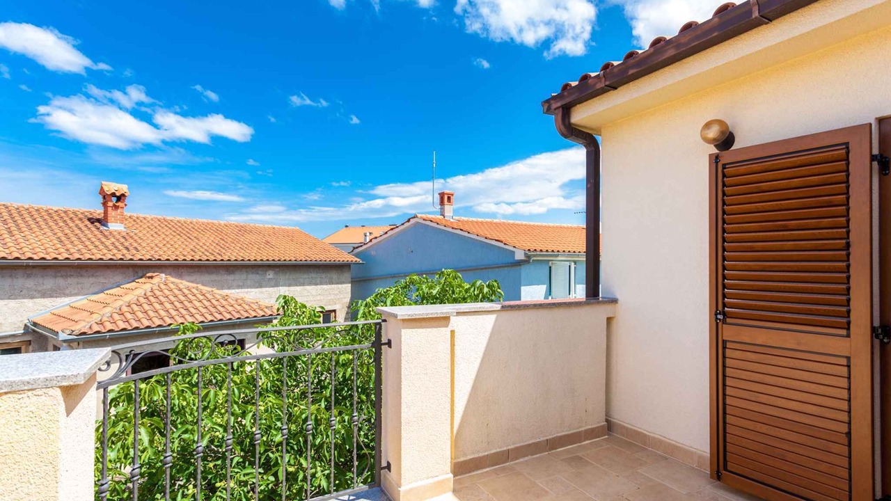 Photo of Outdoor in Porat