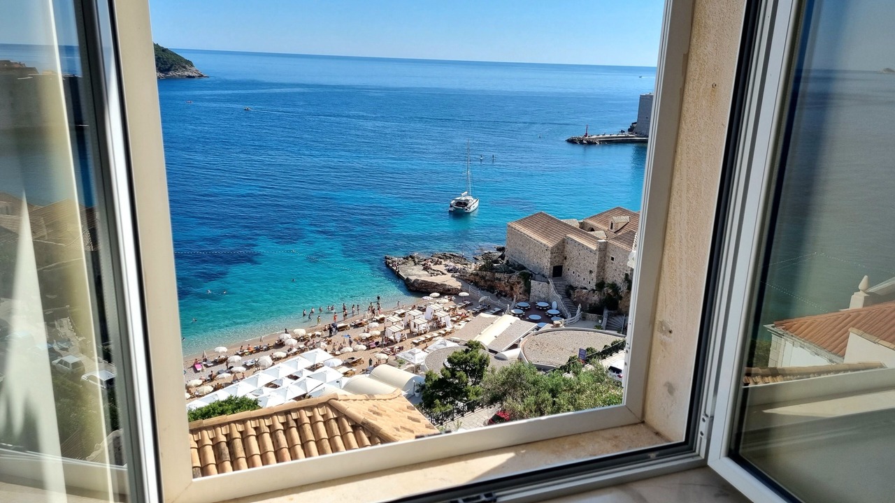 Photo of Others in Ploce