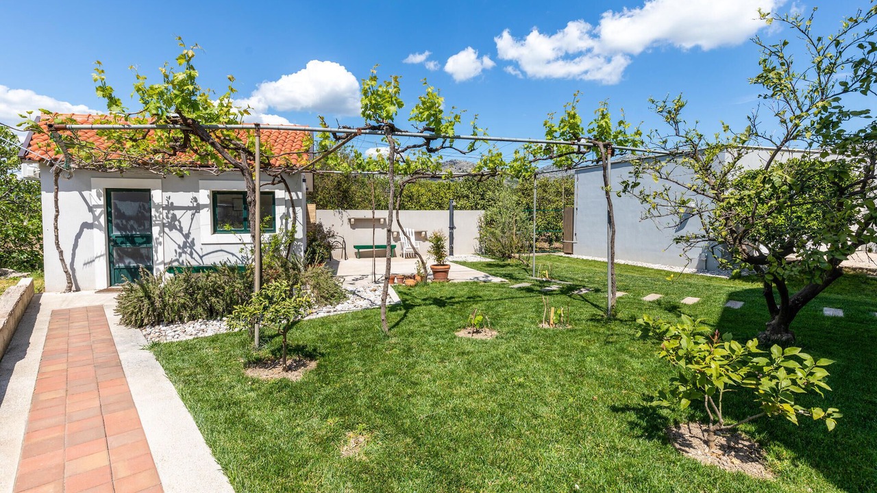 Photo of Outdoor in Opuzen