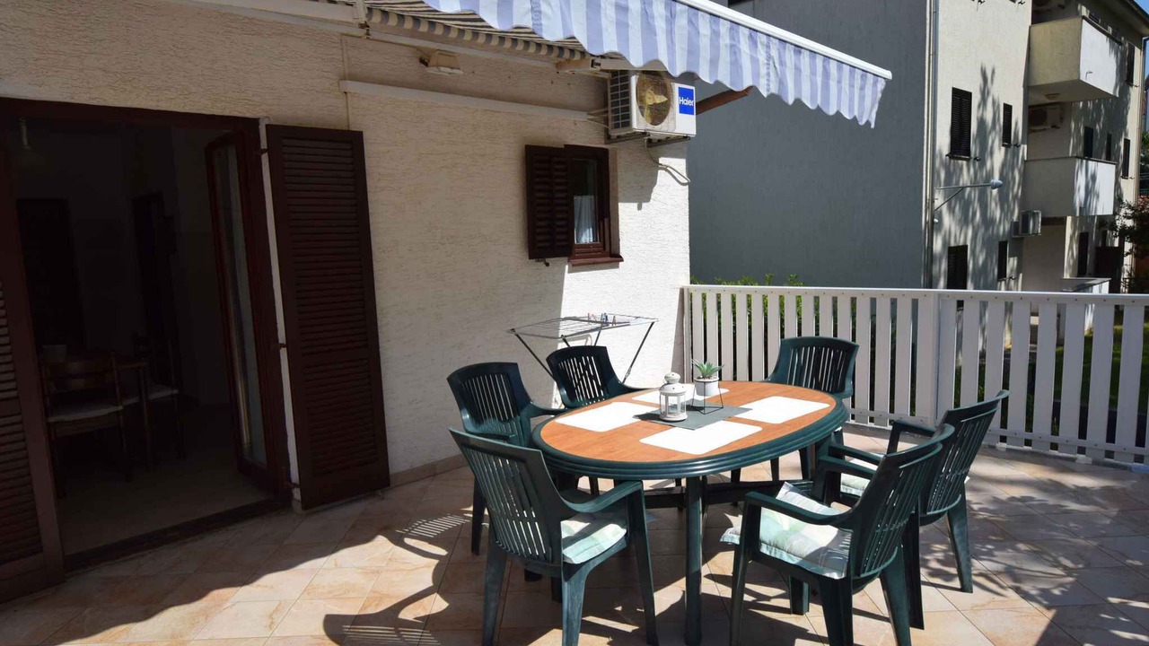 Photo of Outdoor in Porat