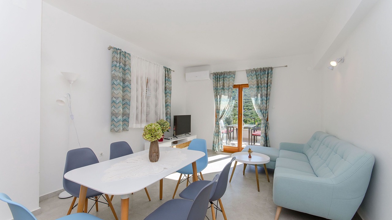 Photo of Livingroom in Kneza