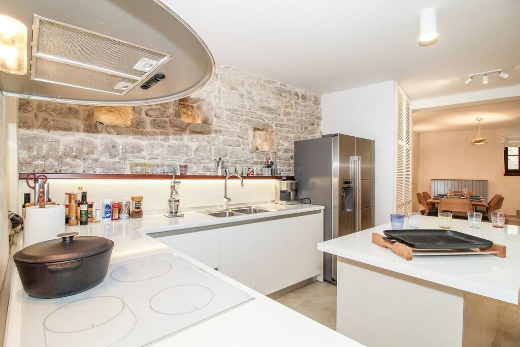 Photo of Kitchen in Bale