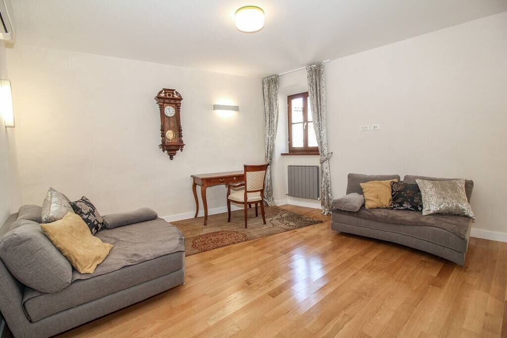 Photo of Livingroom in Bale