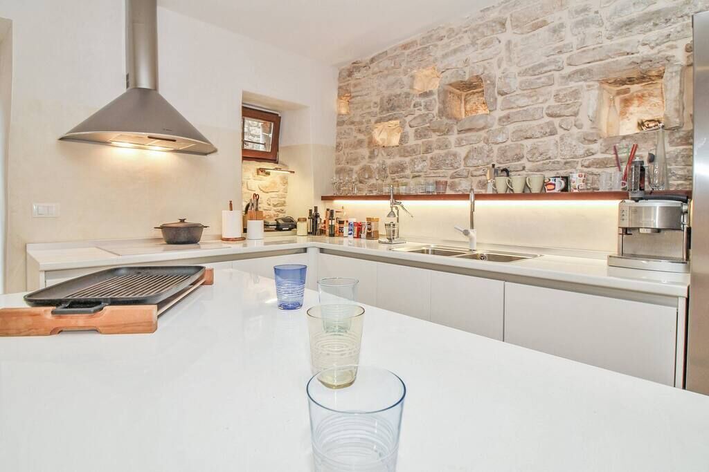 Photo of Kitchen in Bale